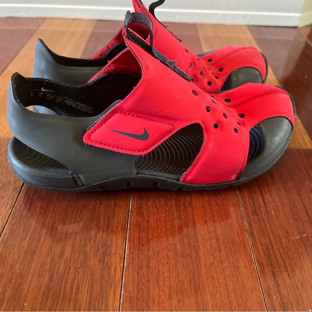 Barely Worn Nike Sunray Protect 2 Water Sandals Black unisex